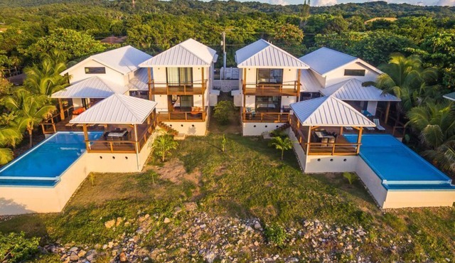 Vivaro Oceanfront Sanctuary Dual Infinity Pools