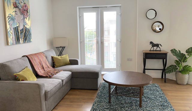 Westlake Apartment No.5 in Hampton, Peterborough