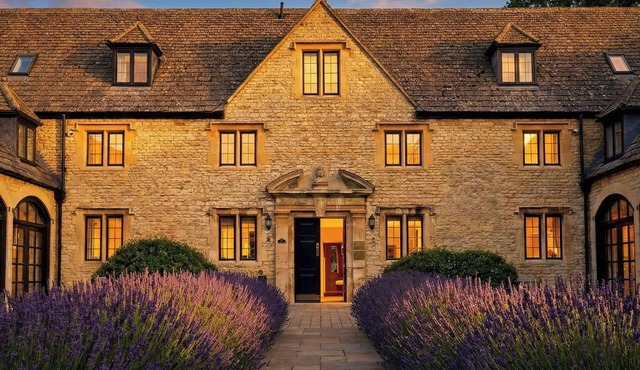 Weston Manor Hotel