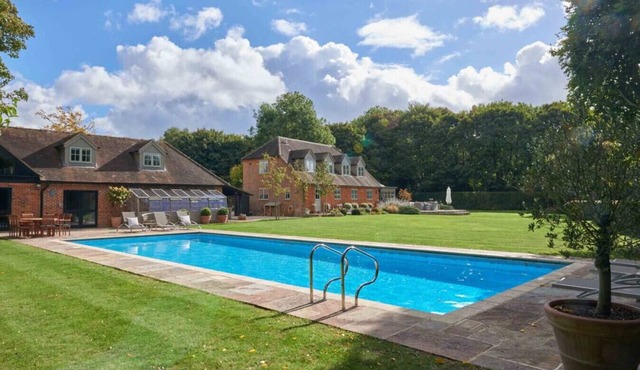 Whistlers Perch - Heated Pool