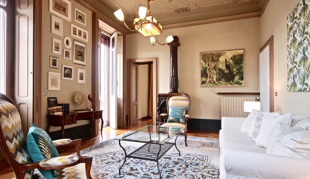 WONDERFUL OLD VILLA, WITH SPECTACULAR VIEW OF LAKE LUGANO.