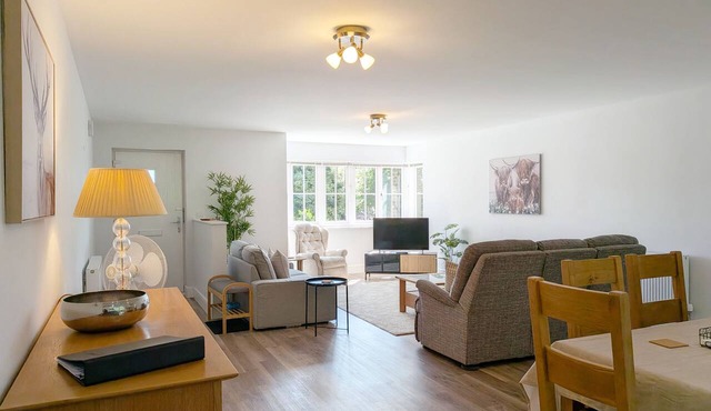Wyndham Court - Midhurst - a flat that sleeps 4 guests in 2 bedrooms
