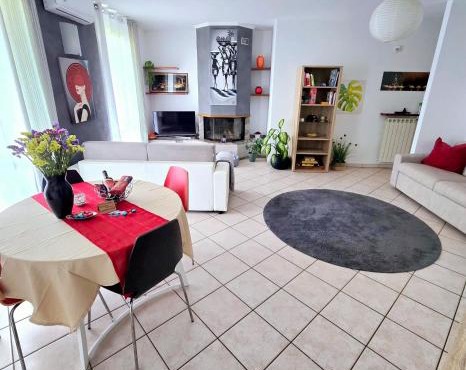 ZARA HOUSE - Lake and Pet Friendly