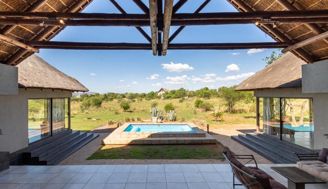 Zebula - HT1 - 5 Bedroom Holiday Home