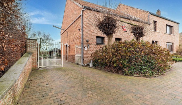 Zoutleeuw Home with Pool