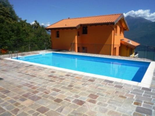 Germasino Apartment Sleeps 8 Pool