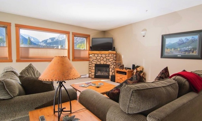 Canmore Condo | Amazing Rocky Mountain Views: Spacious, Bright, Comfortable Condo, Free WIFI