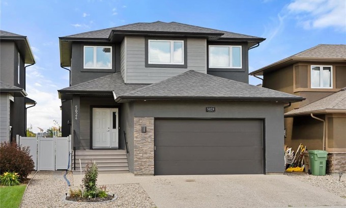 Regina House | Beautiful 4 bedrooms House