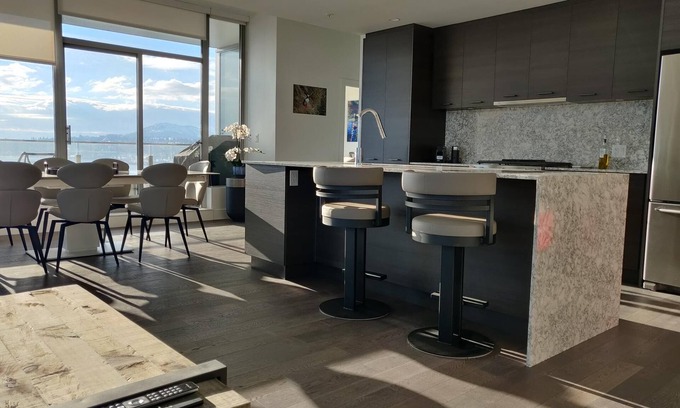 North End Condo | Luxury condo walking distance to downtown, cultural, beach, marina.you name it