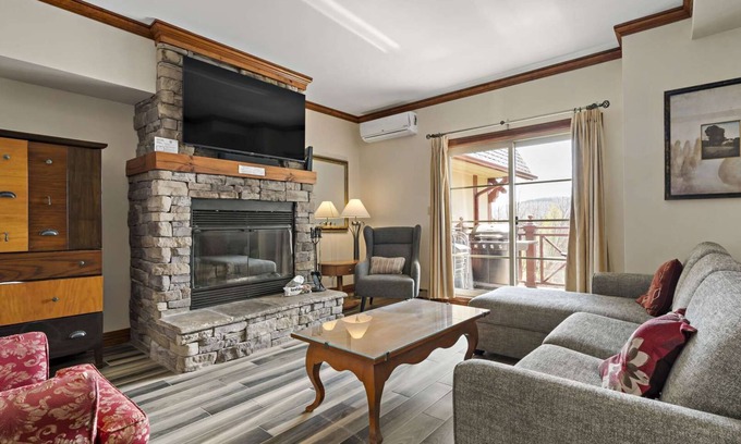 Mont-Tremblant Condo | Mont-Tremblant - Plateau sur la Montagne 208-5