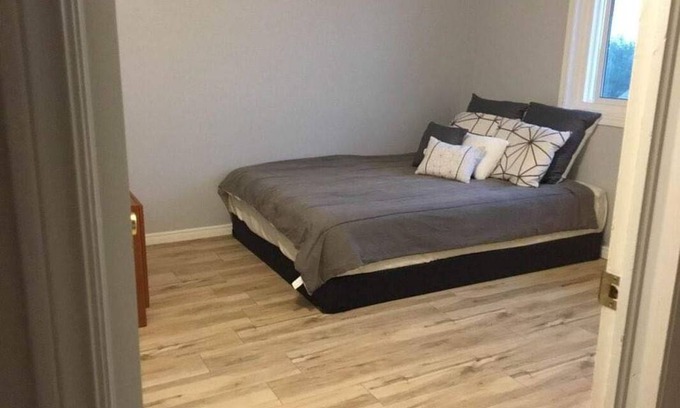 Hespeler Resort | Private room ∙ 1 guest