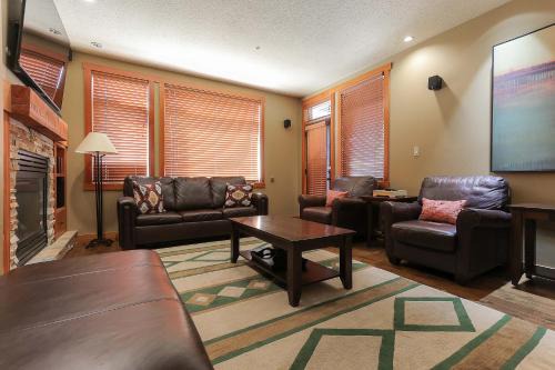 Rossland House | Slalom Creek 2 Bedroom & Den