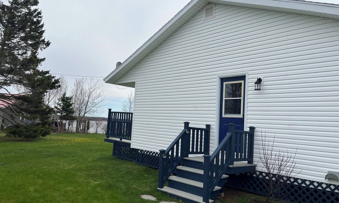 Corran Ban Cottage | Waterview Cottage on Tracadie Bay - Bayview at Blue Heron