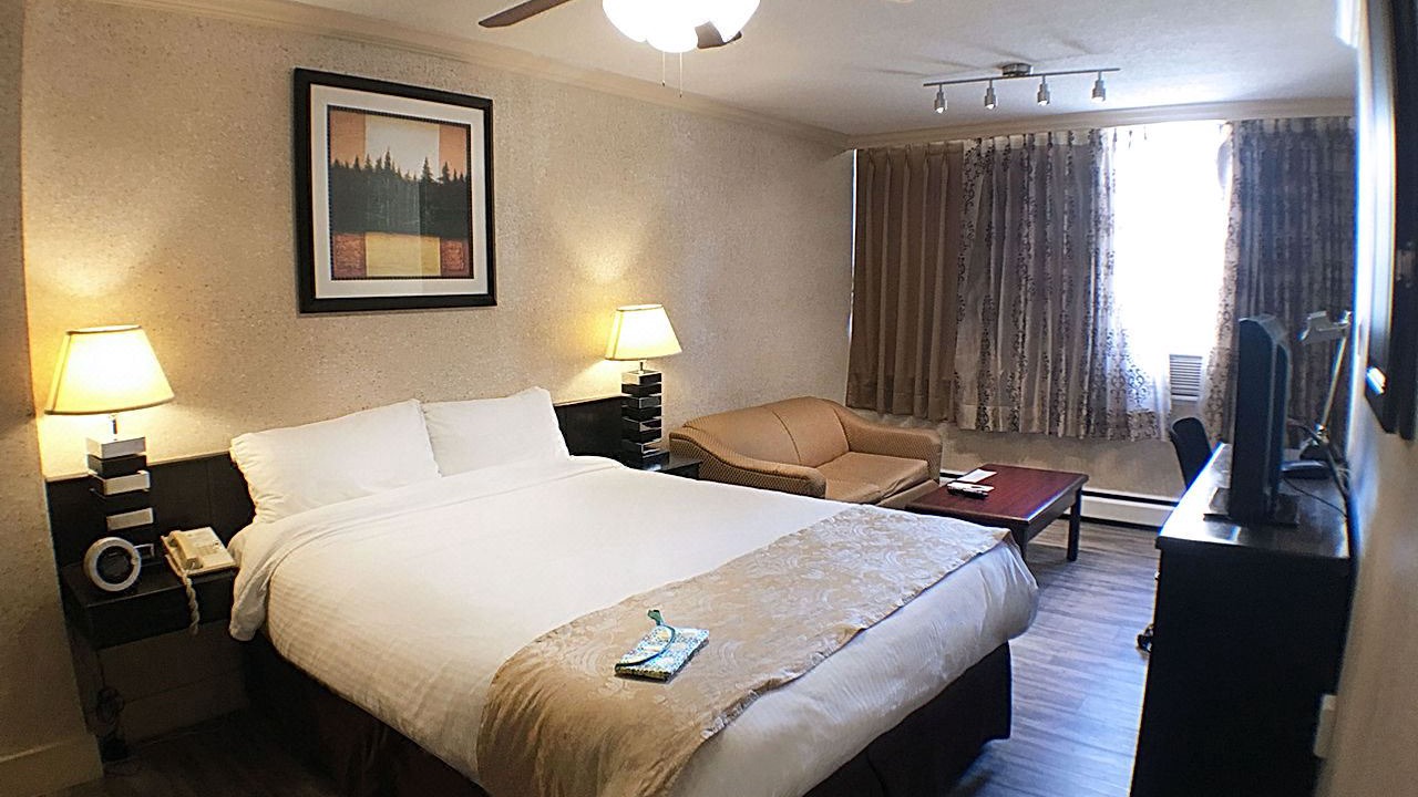 Photo of Bedroom in West End