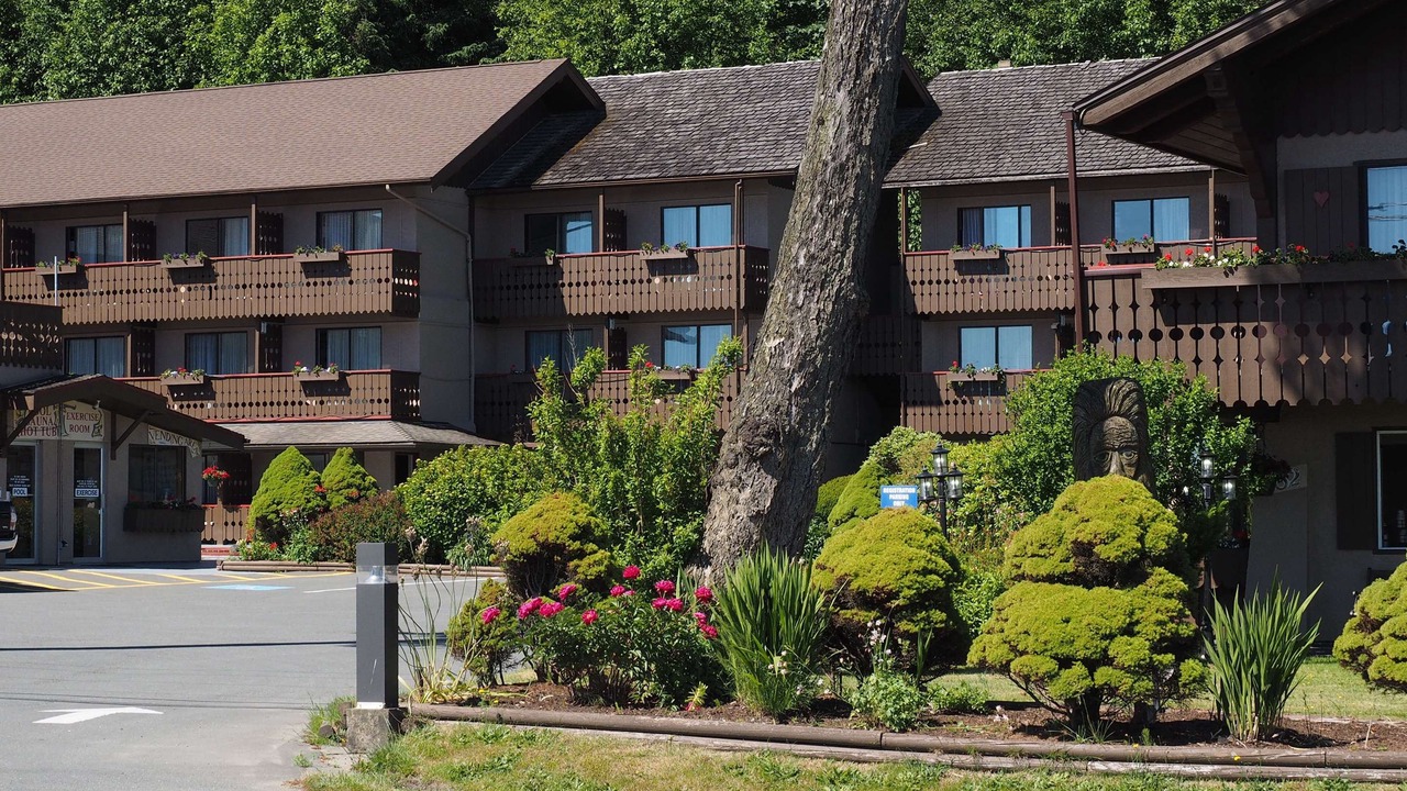 Photo of Buildings in Campbell River