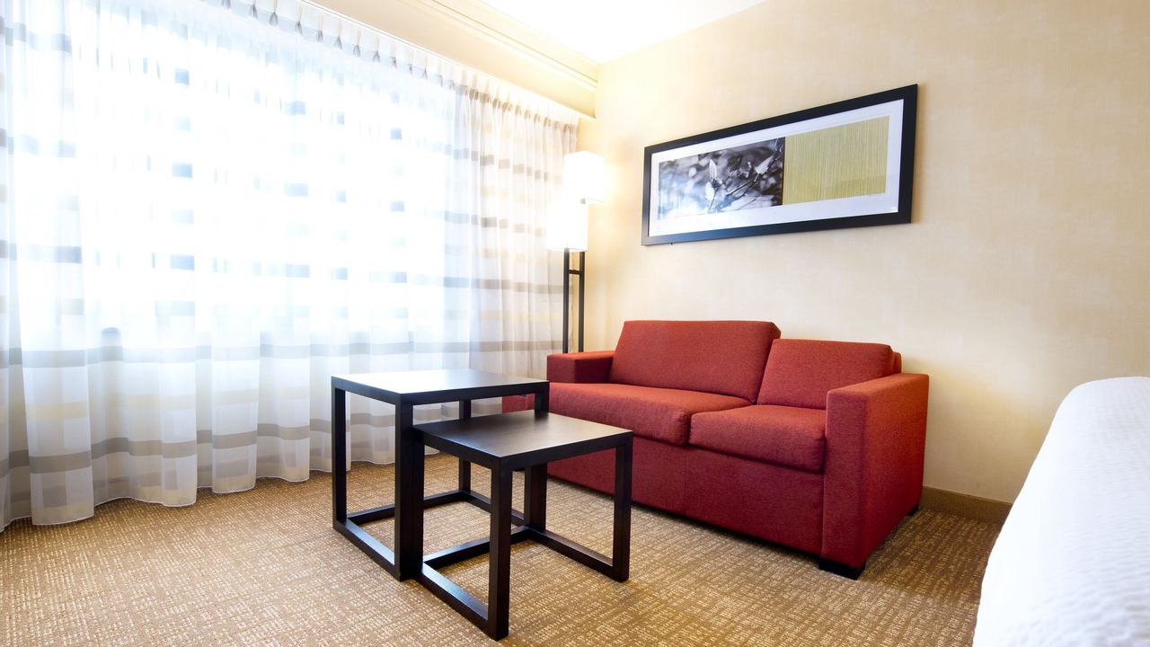 Photo of Livingroom in Northeast Mississauga