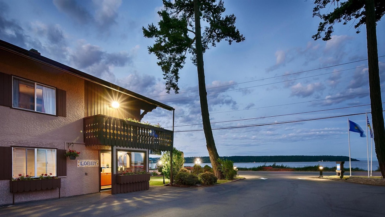 Photo of Buildings in Campbell River