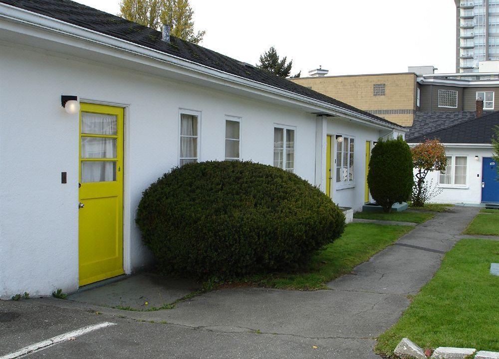 Photo of Buildings in East Side