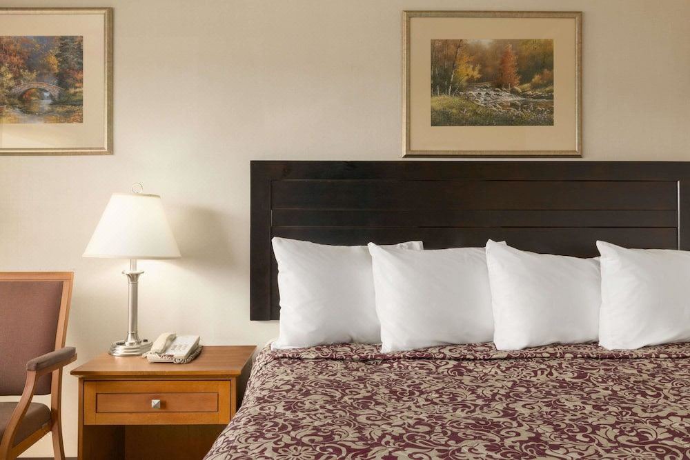 Photo of Bedroom in Northeast Edmonton