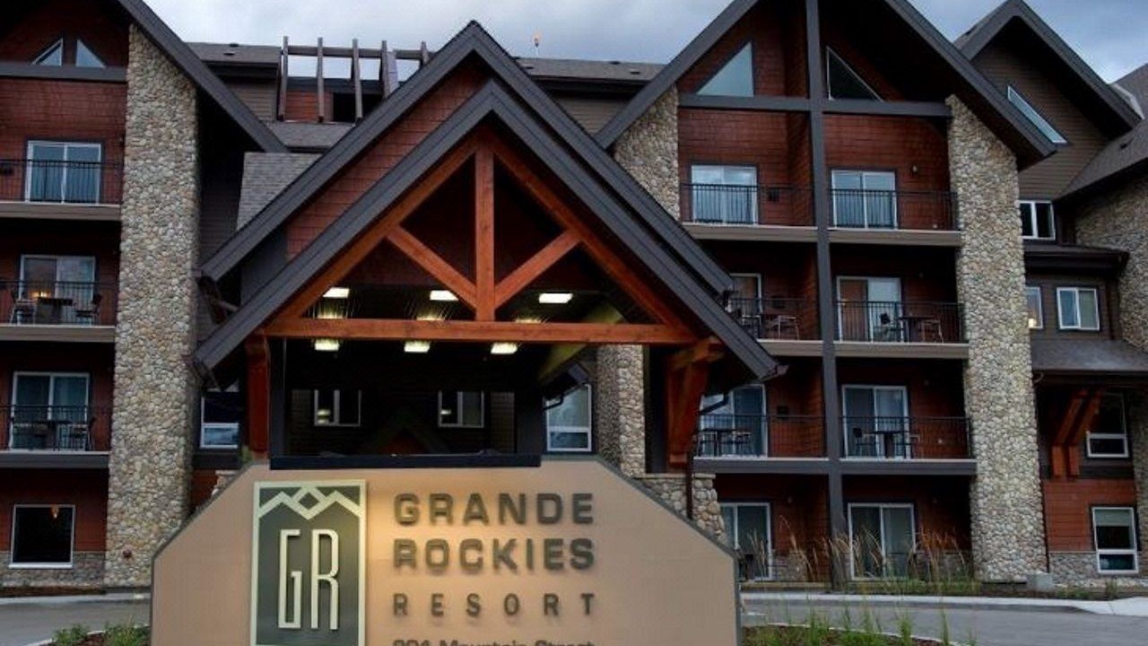 Photo of Buildings in Canmore