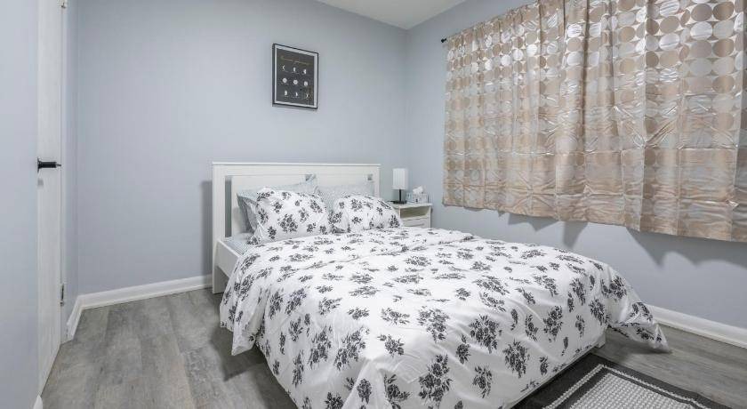 Photo of Bedroom in Highland Park