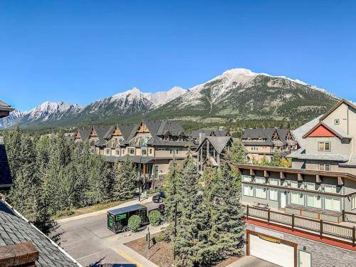 Photo of Others in Canmore