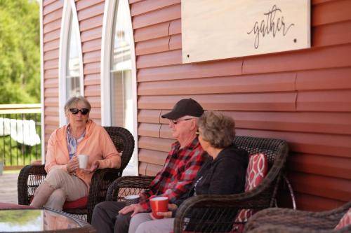 Photo of Others in Cormack