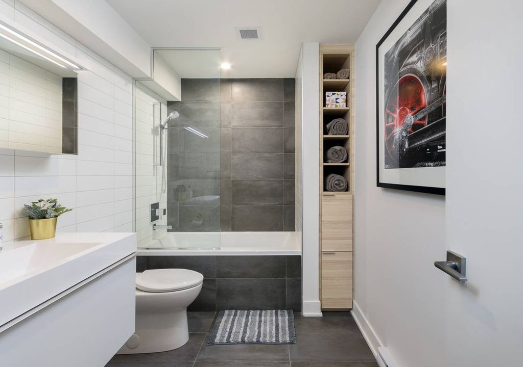 Photo of Bathroom in Griffintown