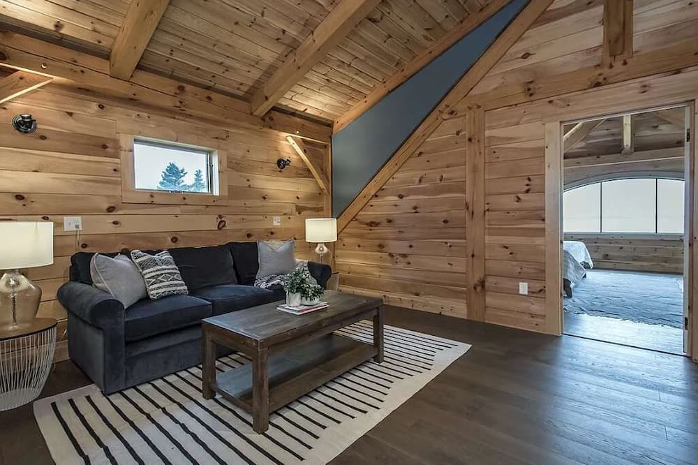 Photo of Livingroom in Cows Bay