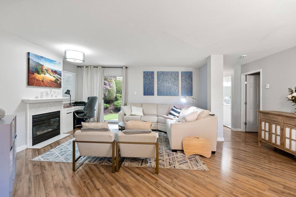 Photo of Livingroom in Townline Hill