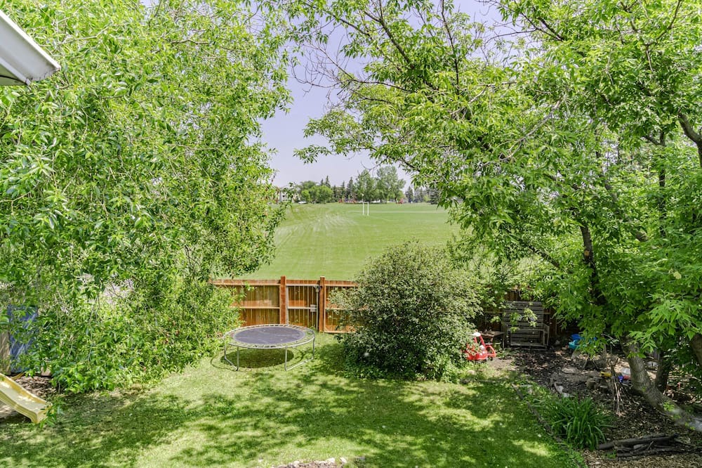 Photo of Outdoor in Red Deer