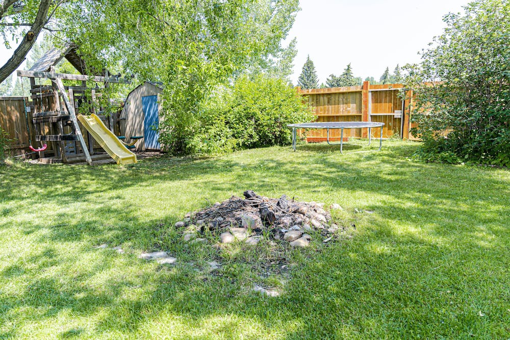 Photo of Outdoor in Red Deer