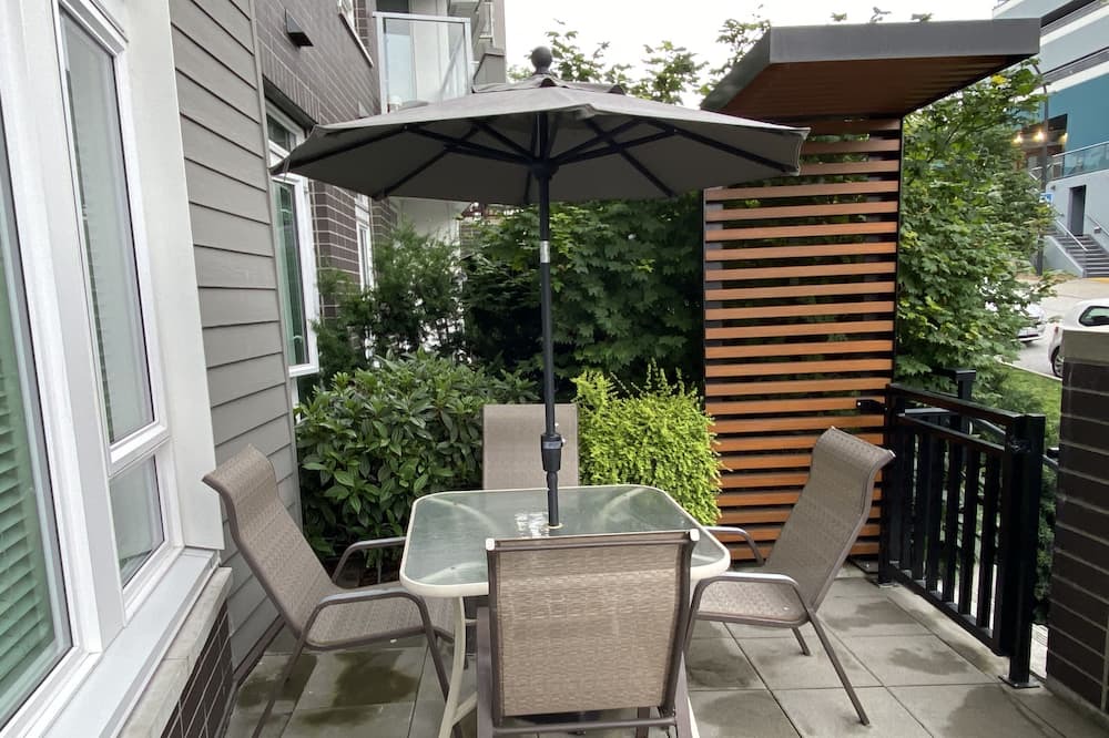 Photo of Patio Balcony in Lower Lonsdale