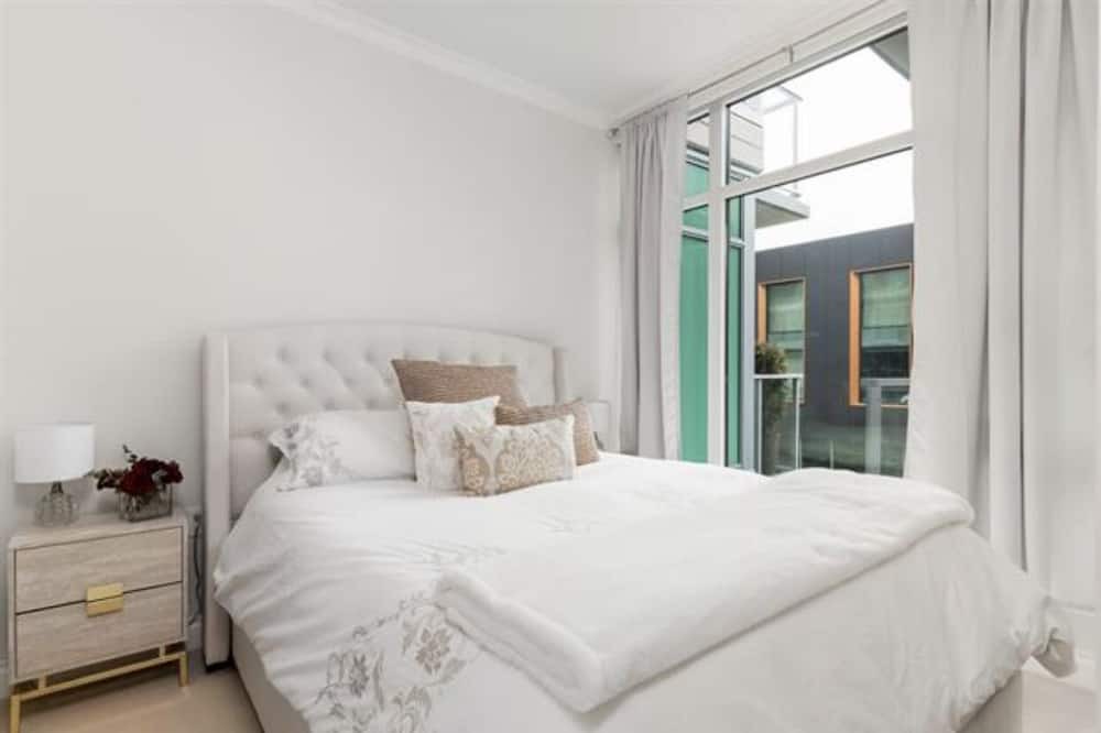Photo of Bedroom in Lower Lonsdale