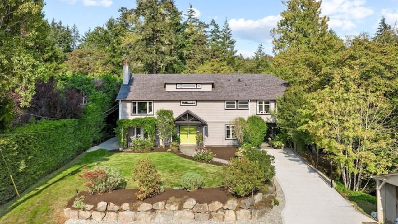 Photo of Outdoor in Saanich West