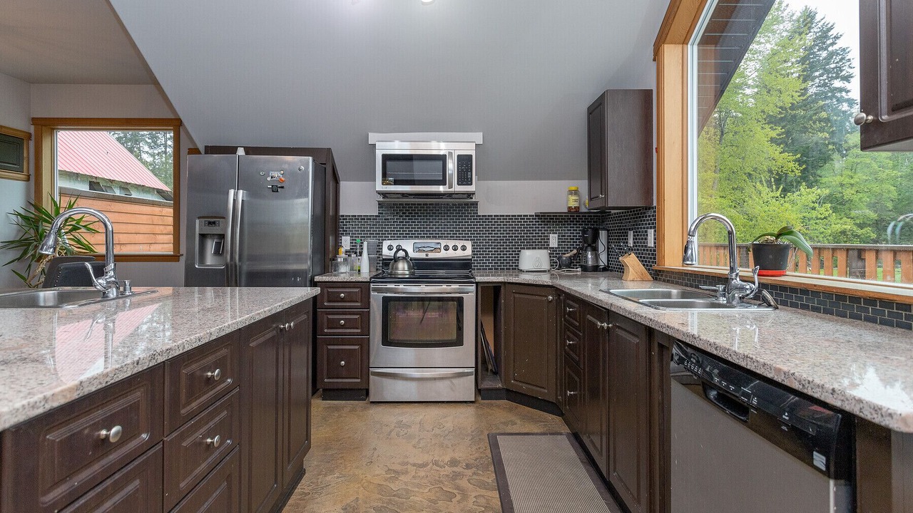 Photo of Kitchen in Cowichan Bay