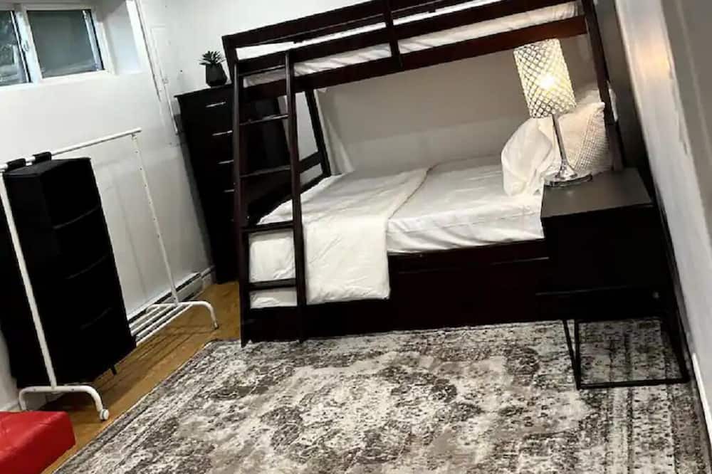 Photo of Bedroom in Fassett