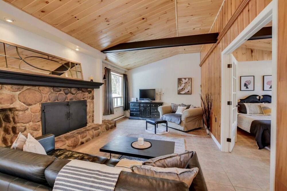 Photo of Livingroom in Saint Donat