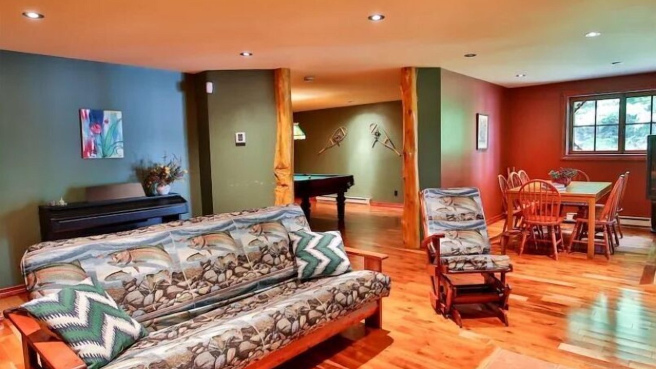 Photo of Livingroom in Grenville-sur-la-Rouge