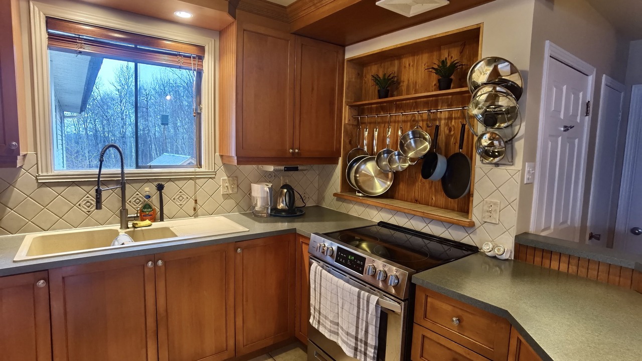 Photo of Kitchen in Lac-Brome