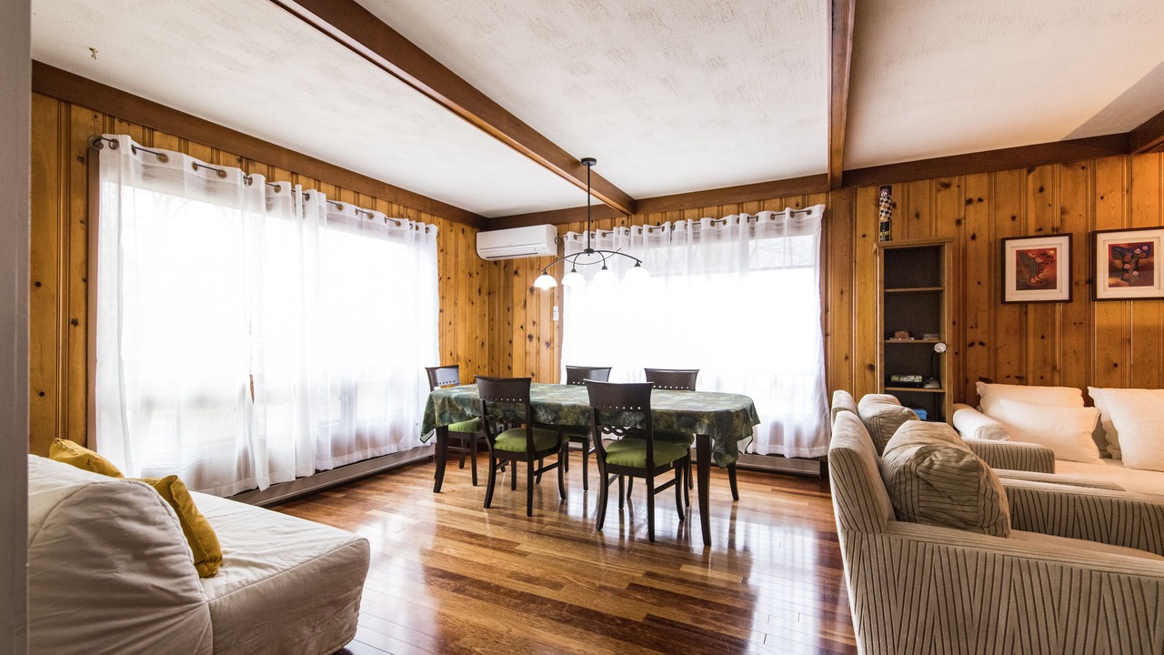 Photo of Livingroom in Lac-Brome