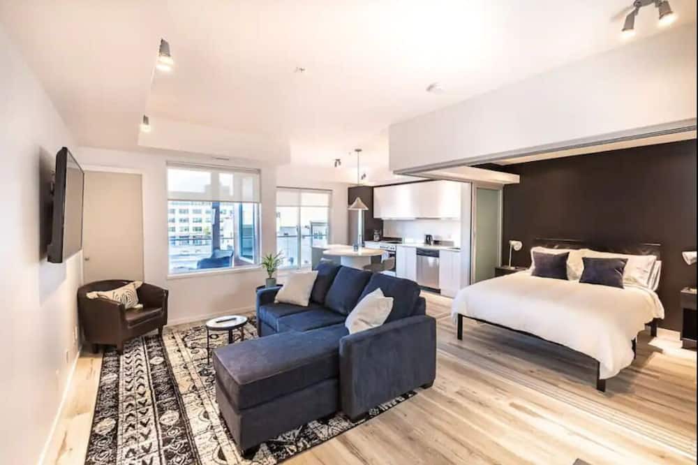 Photo of Bedroom in Kelowna Central Business District