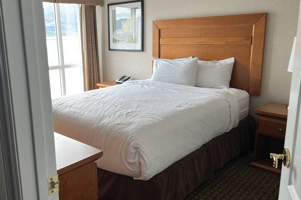 Photo of Bedroom in Kelowna Central Business District
