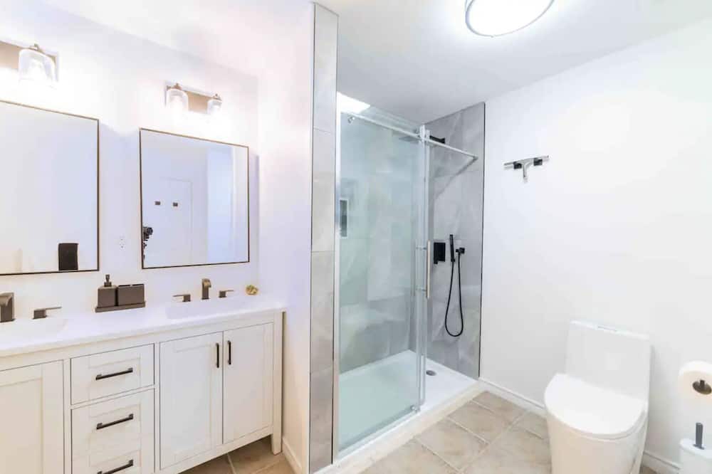 Photo of Bathroom in Hamilton