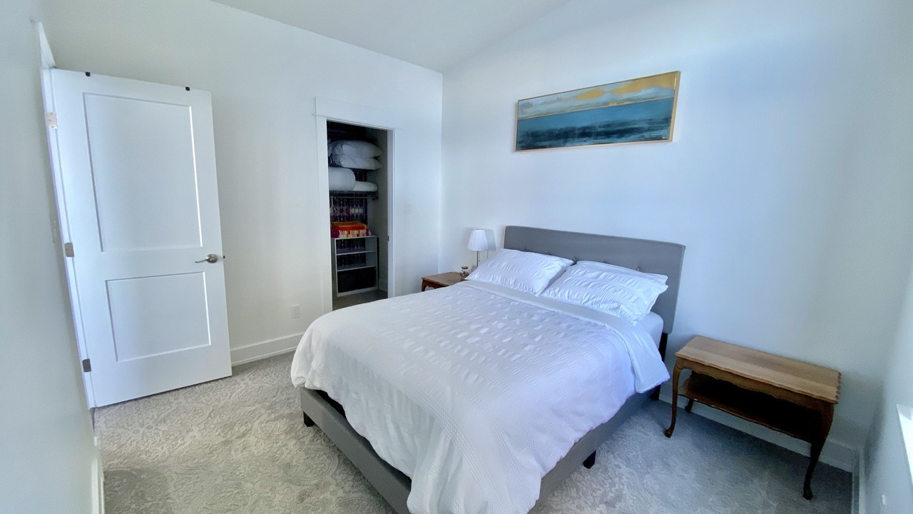 Photo of Bedroom in Chemainus