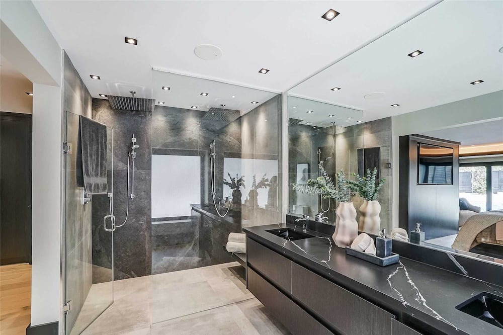 Photo of Bathroom in Etobicoke