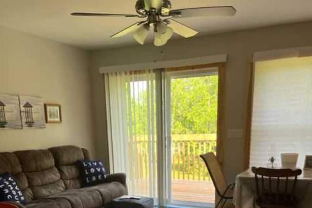 Photo of Livingroom in Manitoulin District