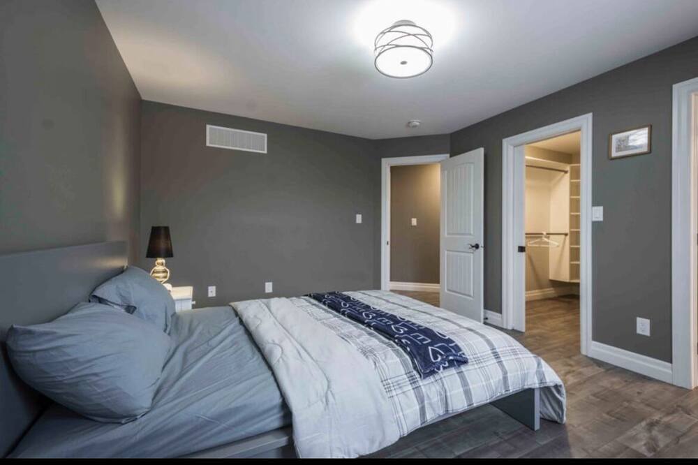 Photo of Bedroom in Trenton