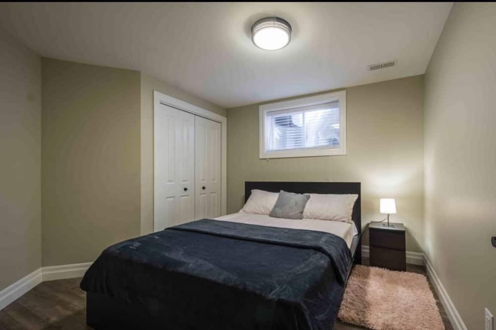 Photo of Bedroom in Trenton