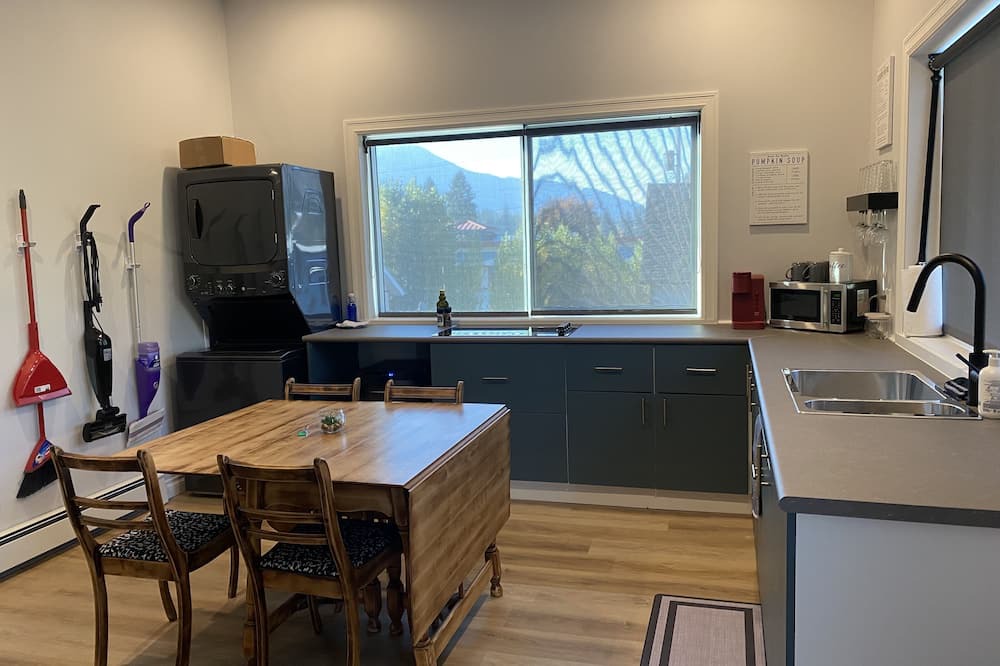 Photo of Kitchen in Fruitvale